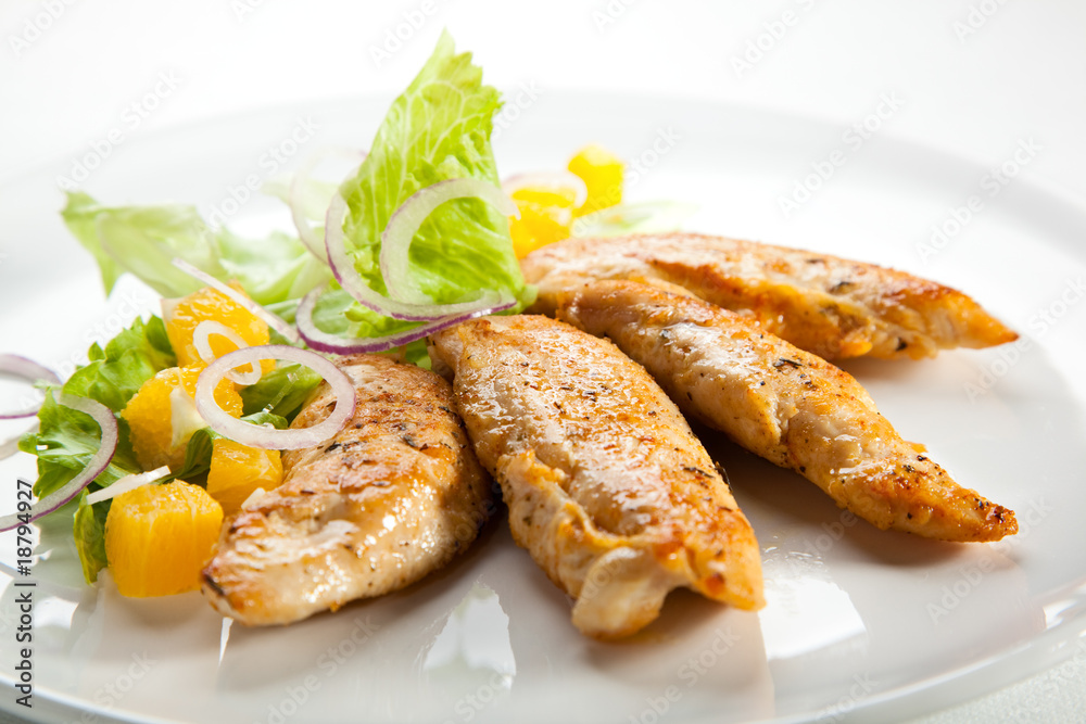 Grilled turkey fillet and vegetable salad Grilled turkey fillet and vegetable salad