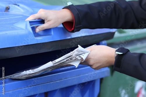 old paper to recycling