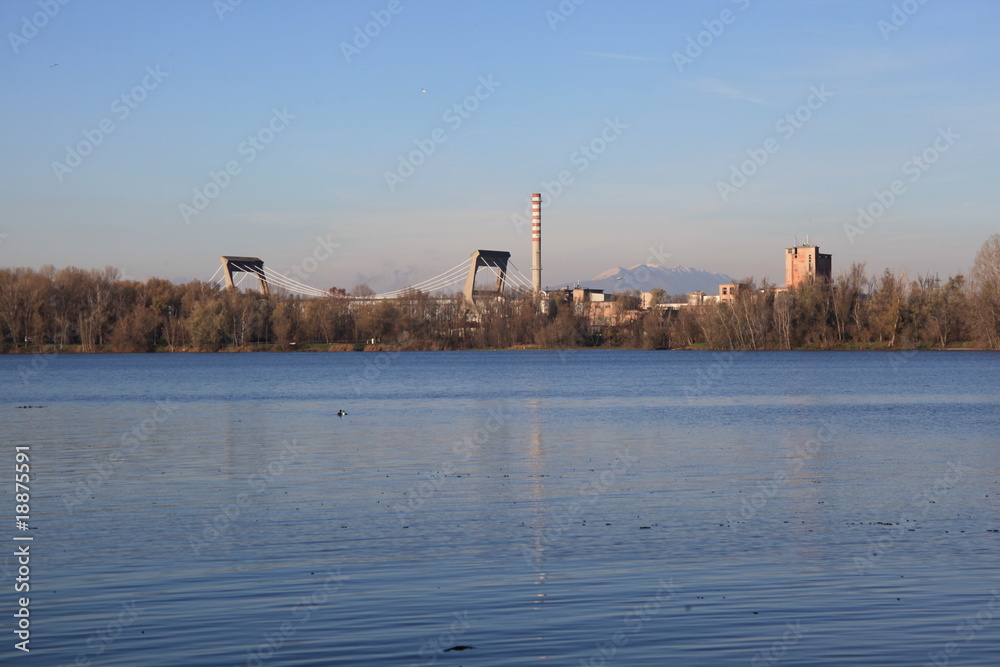 Mantova, panoramica sul Lago di Mezzo Mantova, panoramica sul Lago di Mezzo