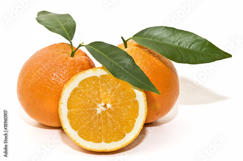 Dos naranjas y media