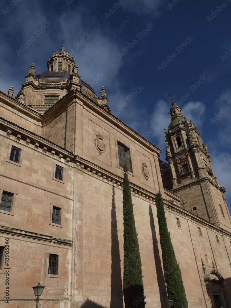 Iglesia de la Clerecia en la Univ. Pontificia de Salamanca Iglesia de la Clerecia en la Univ. Pontificia de Salamanca