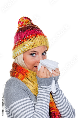 Frau mit Schnupfen und Erkältung © Gina Sanders
