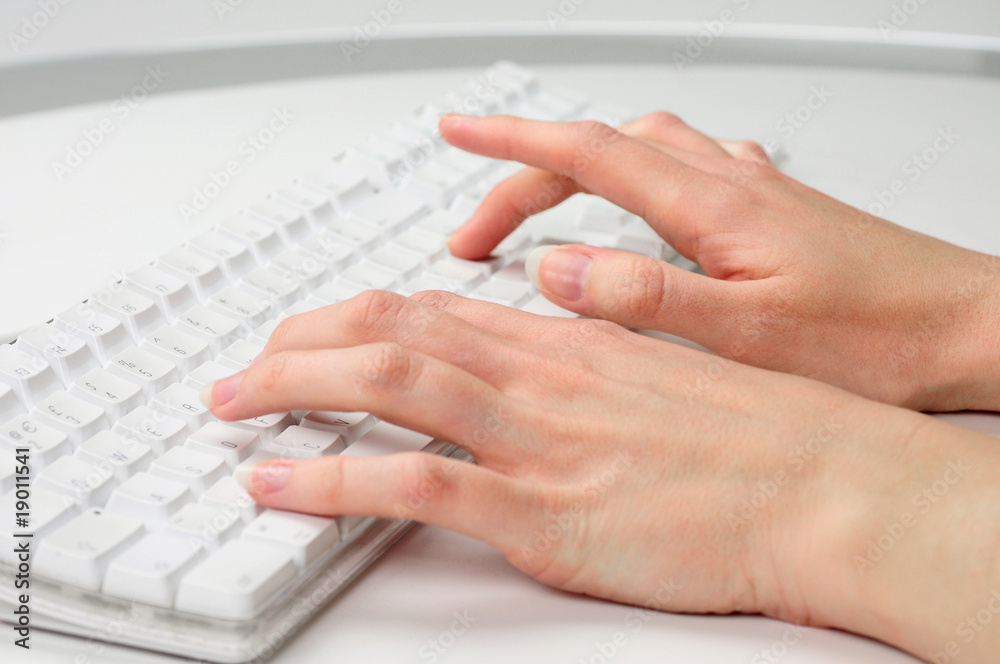 typing fingers