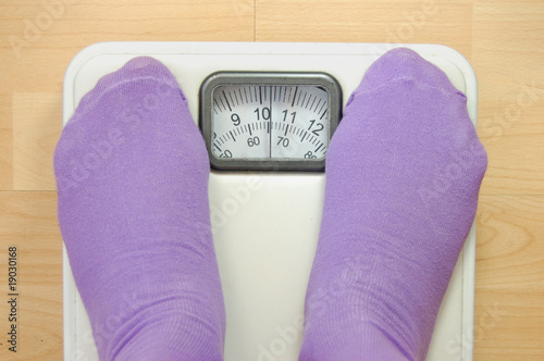Weighing scales