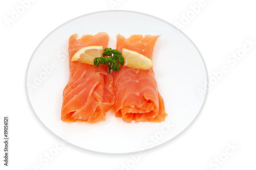 assiette saumon fumé en tranche