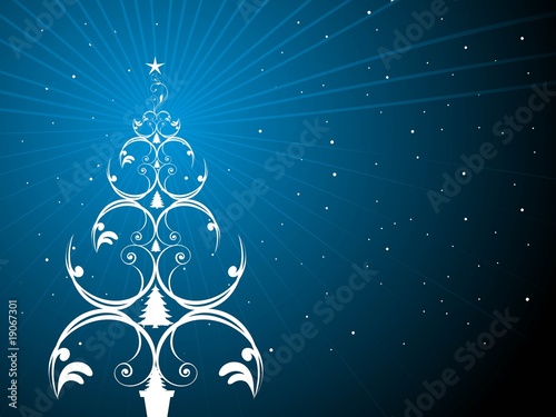 rays background with xmas tree