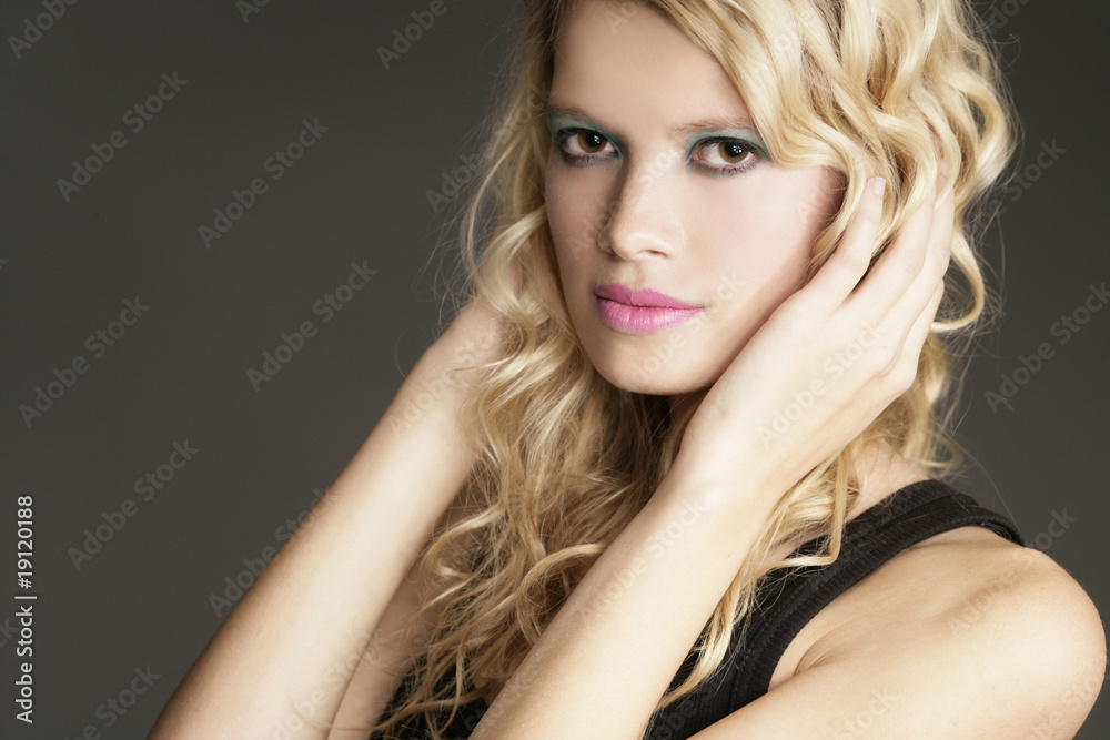 Make-Up Make-Up