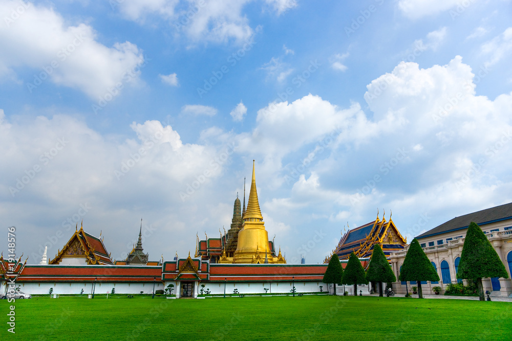 Wat Phra Kaeo Temple, bangkok, Thailand..