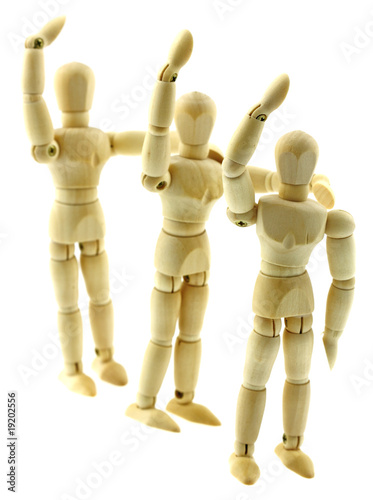 Fotografía pantins articulés bois rang fond blanc