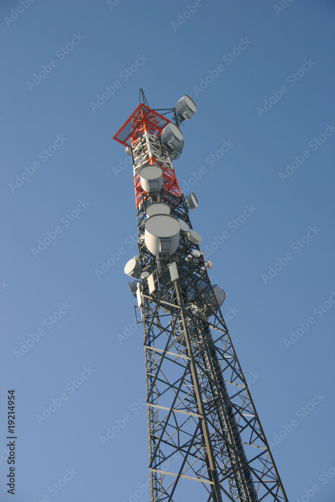 Obraz premium Telekomunikation Strommast Antenne