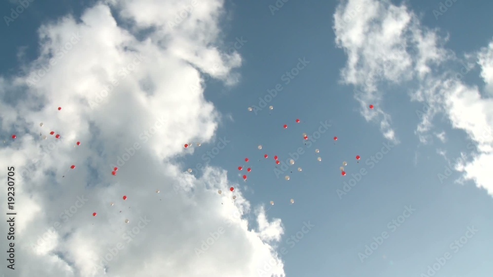 Ballons steigen in Himmel, Hochzeit