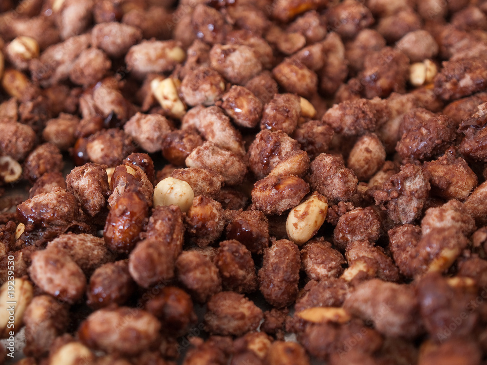 Sweet roasted peanuts for Christmas Sweet roasted peanuts for Christmas