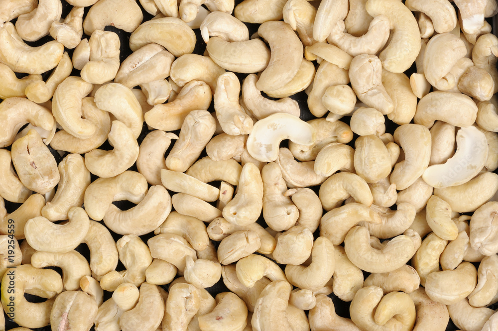 Cashews Cashews