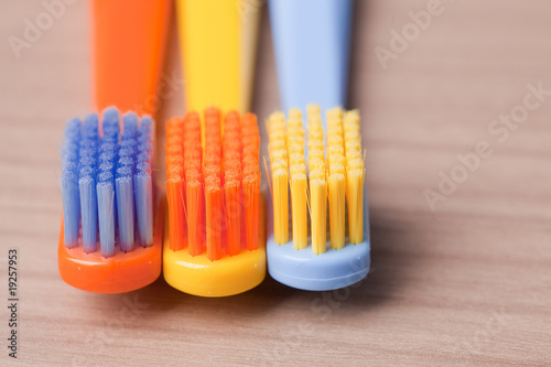 color toothbrushes