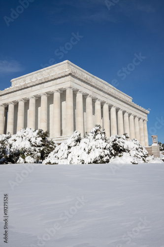 Lincoln Memorial, winter