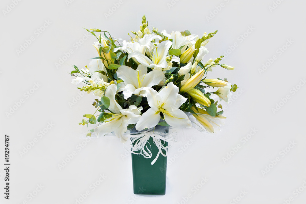 Fototapeta premium Flower vase white lilies