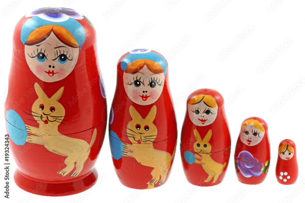 poupées russes matriochkas fond blanc