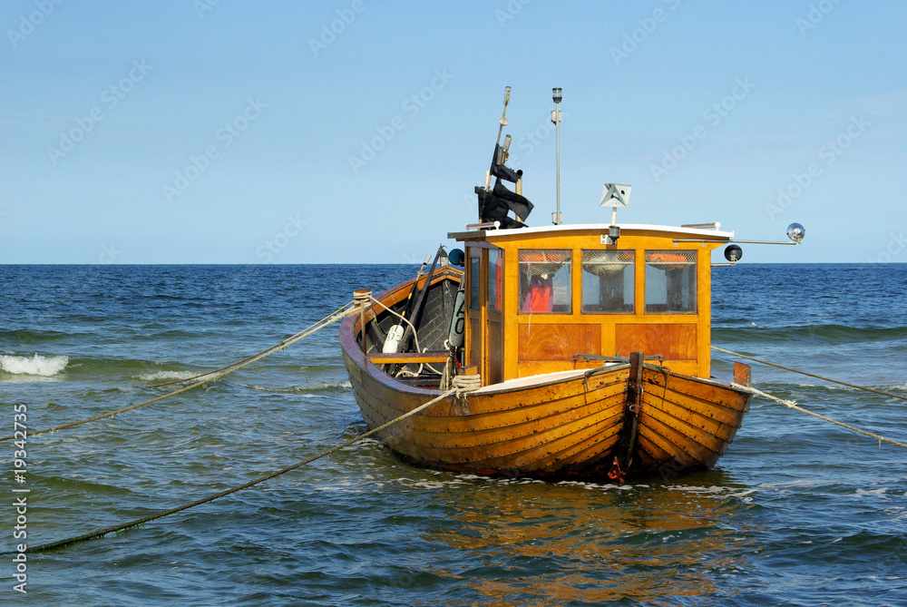 Fischkutter am Strand - fishing cutter on the beach 22 Fischkutter am Strand - fishing cutter on the beach 22