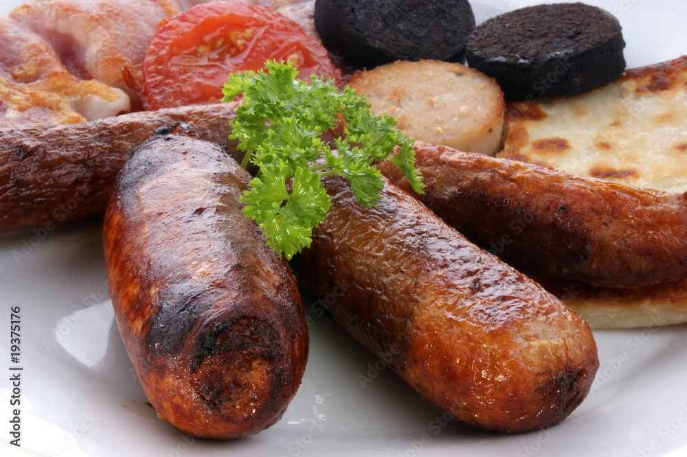 traditional irish breakfast on a large plate traditional irish breakfast on a large plate