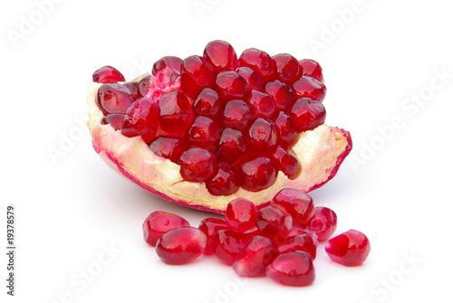 Granatapfel freigestellt - pomegranate isolated 14