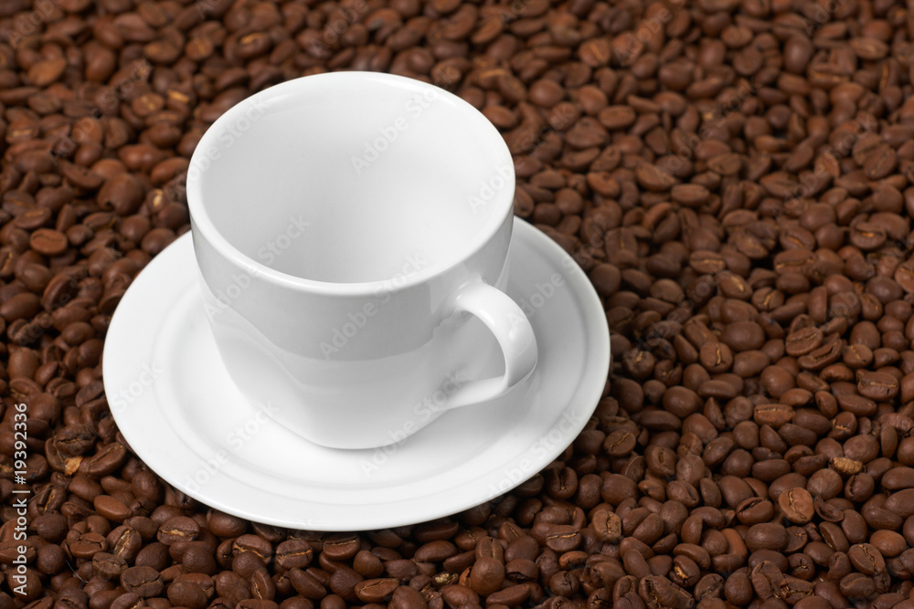 Fototapeta premium Cup , costing on coffee grain