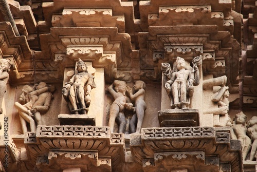 bas reliefs érotiques khajuraho photo