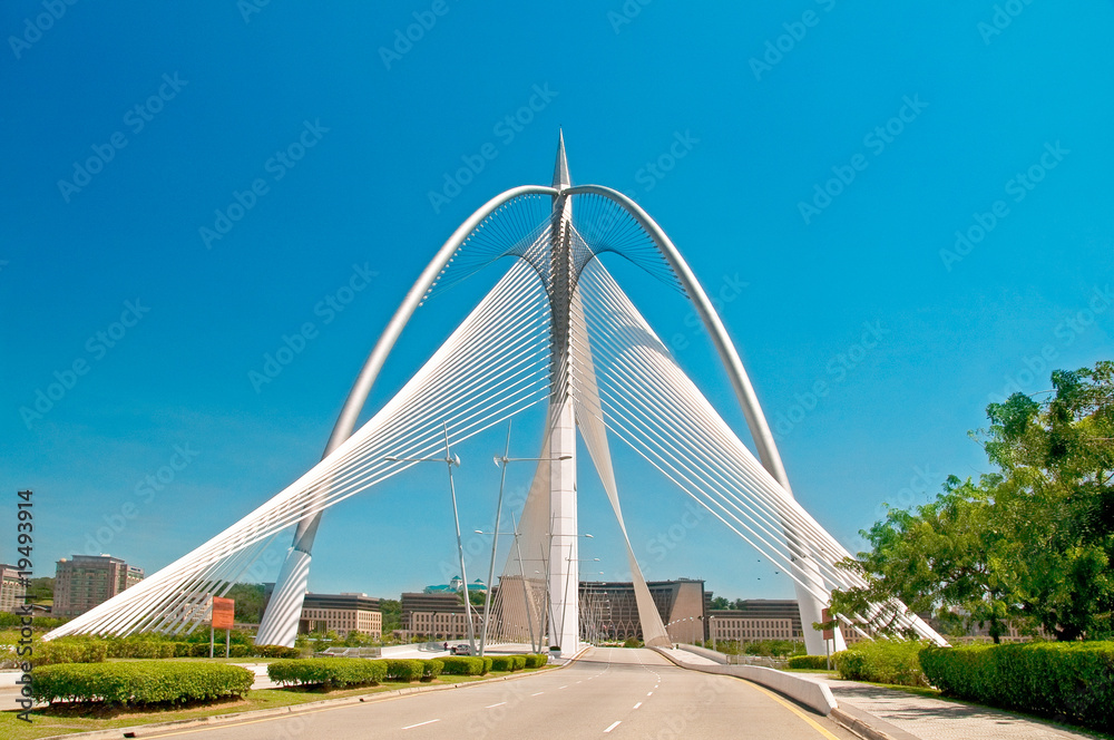 Naklejka premium Bridge