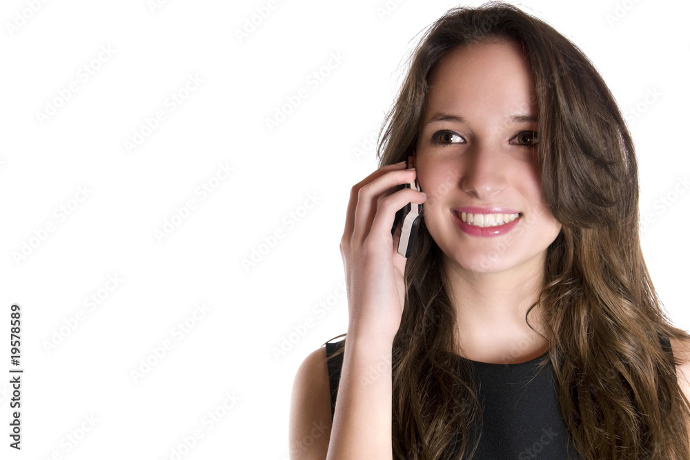 portrait d'une femme brune souriante portrait d'une femme brune souriante