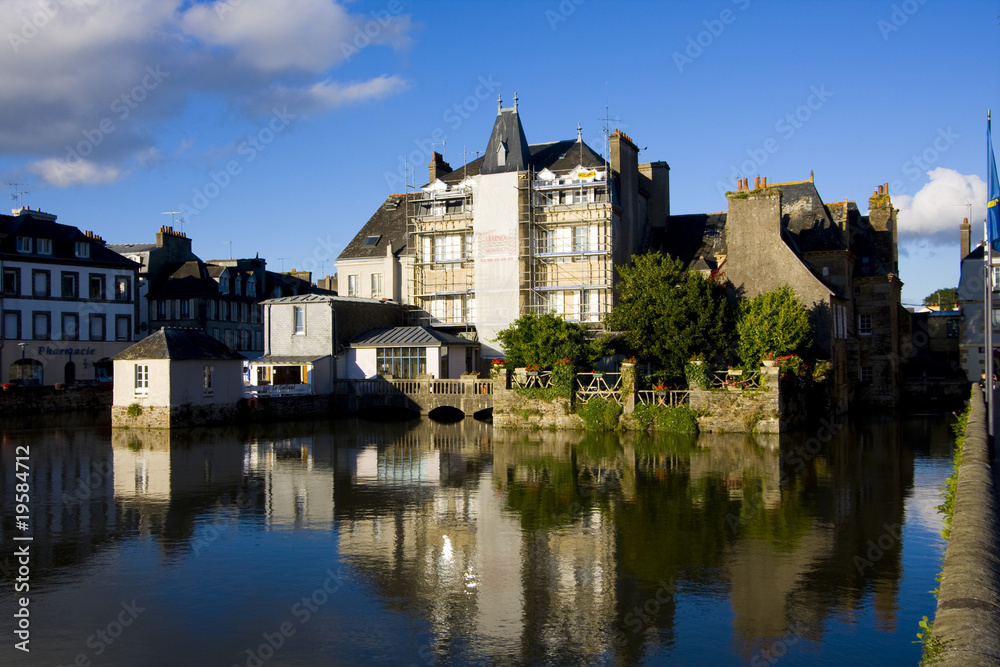 view of the city of landerneau