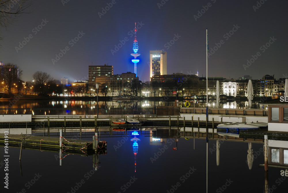 Naklejka premium Außenalster nachts
