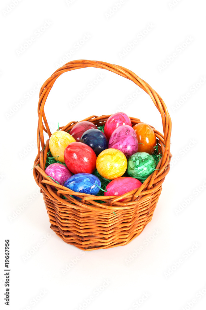Korb mit bemalte Eier Korb mit bemalte Eier