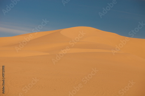 Wind-formed sand dunes
