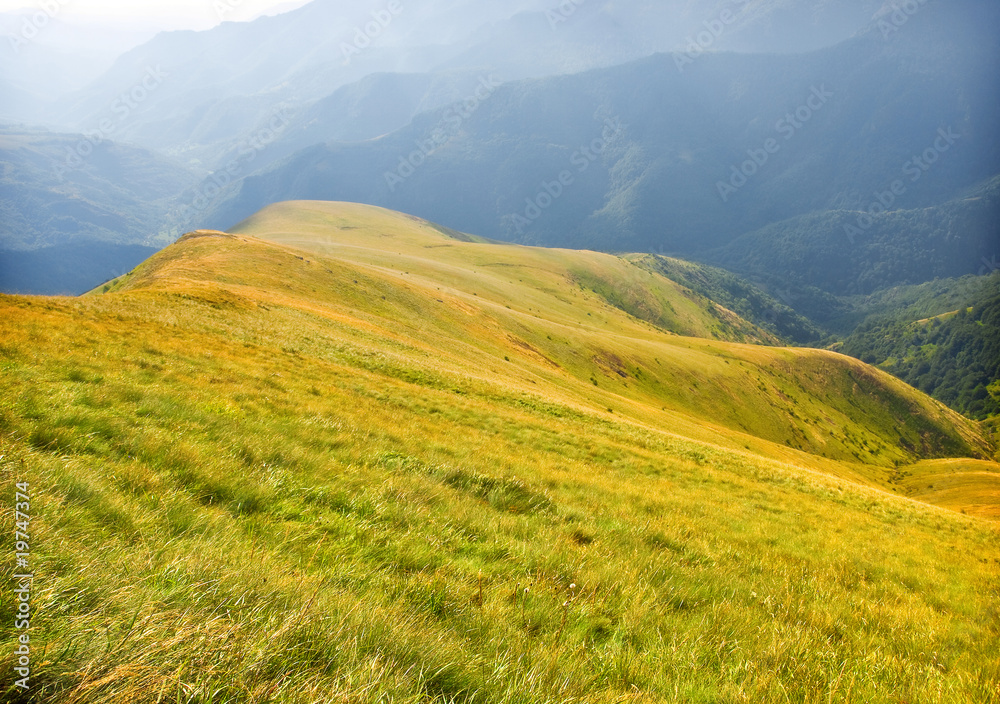 Naklejka premium Mountain Range