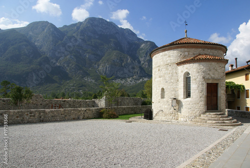 venzone Battistero photo