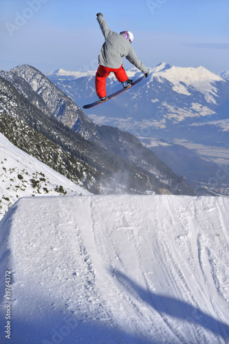 Snowboard Sprung photo