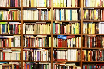 Wandcirkels Bibliotheek Spaanse boekwinkel met antieke boeken  © PANORAMO