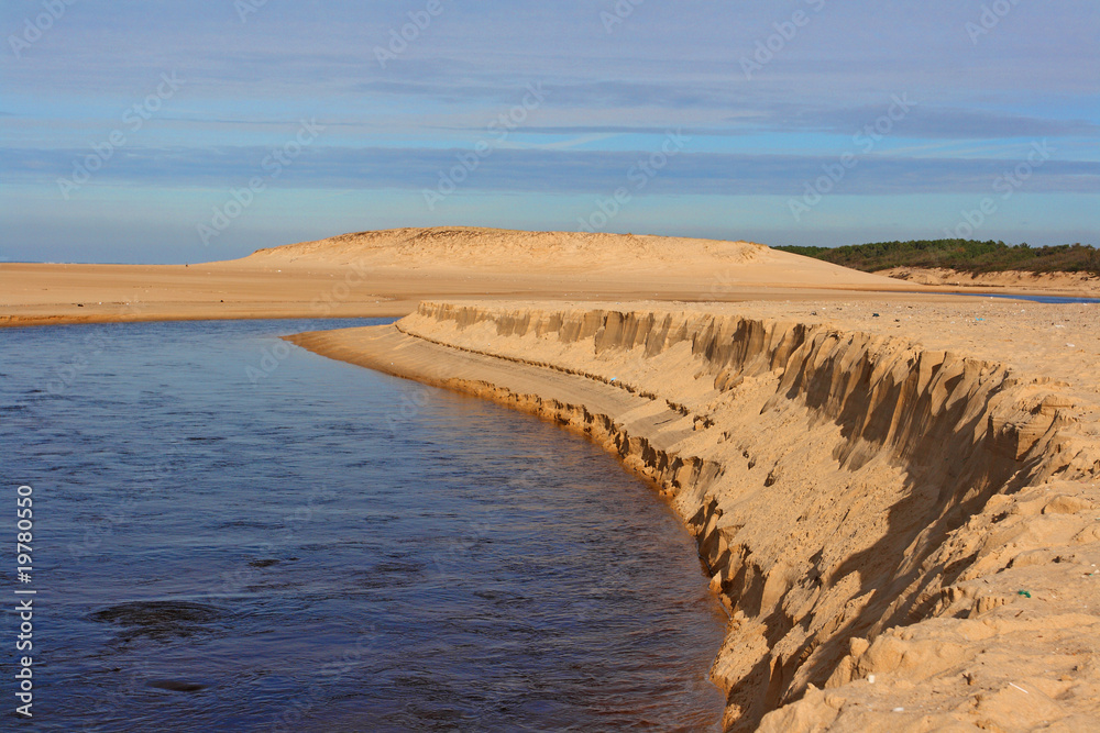 falaise de sable naturelle