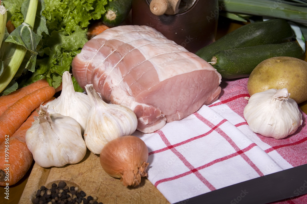 Roti de porc cru