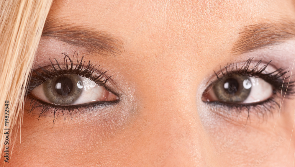 Obraz premium Green-blue eyes