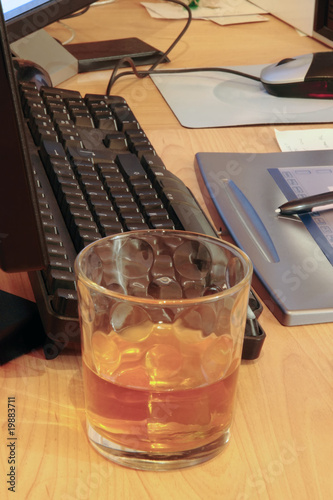 Obraz na płótnie drink at work w salonie