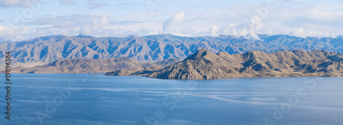 Blue Mountains and the sea