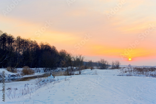 Winter evening © AlexanderZam