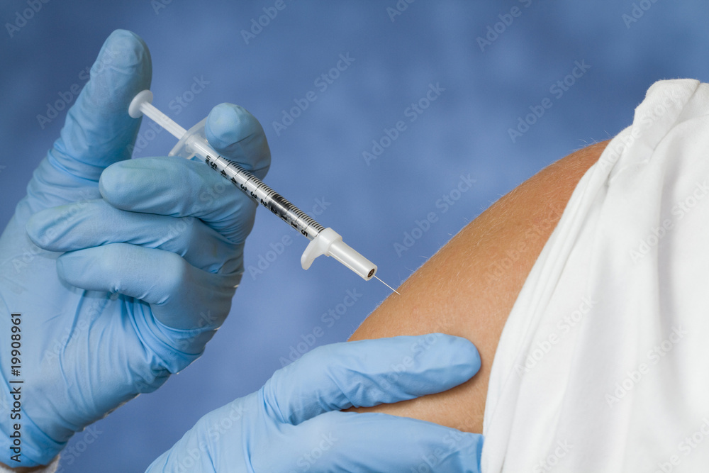 Flu Shot by Needle - obrazy, fototapety, plakaty 