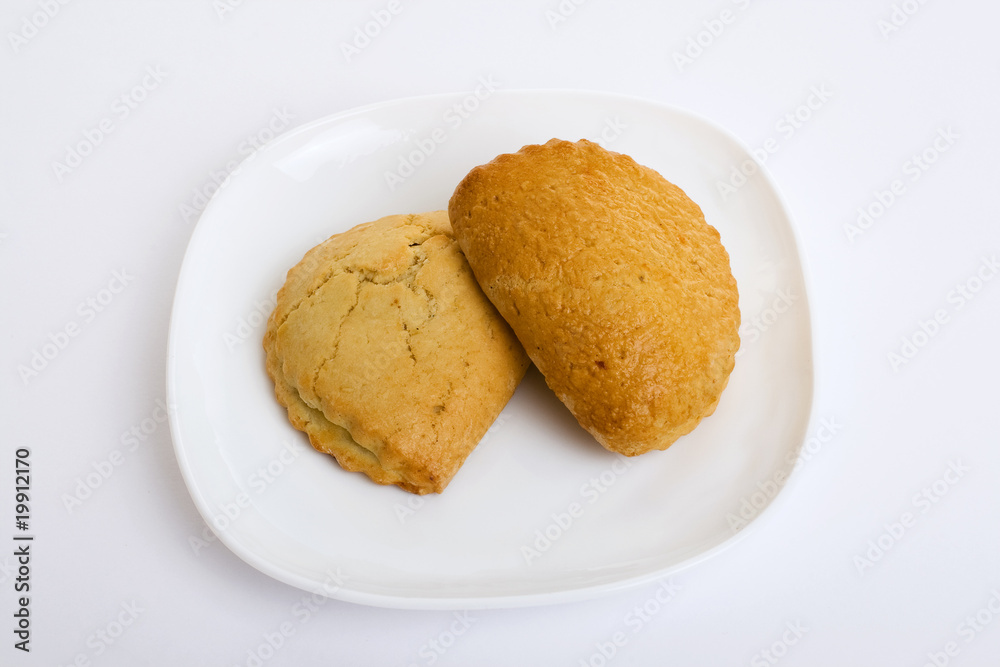 Cookies on plate isolated on white Cookies on plate isolated on white
