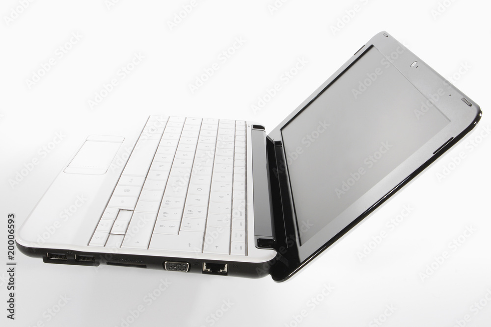 netbook bianco modello 2010 netbook bianco modello 2010