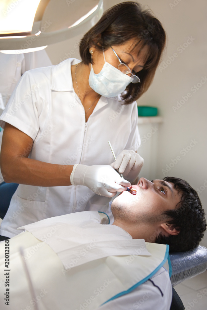 hispanic dentist