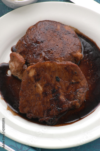 Scaloppine di maiale all aceto balsamico - Emilia Romagna photo