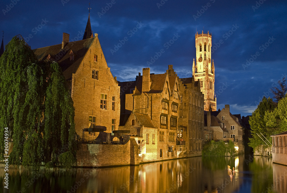 Obraz premium Bruges at night
