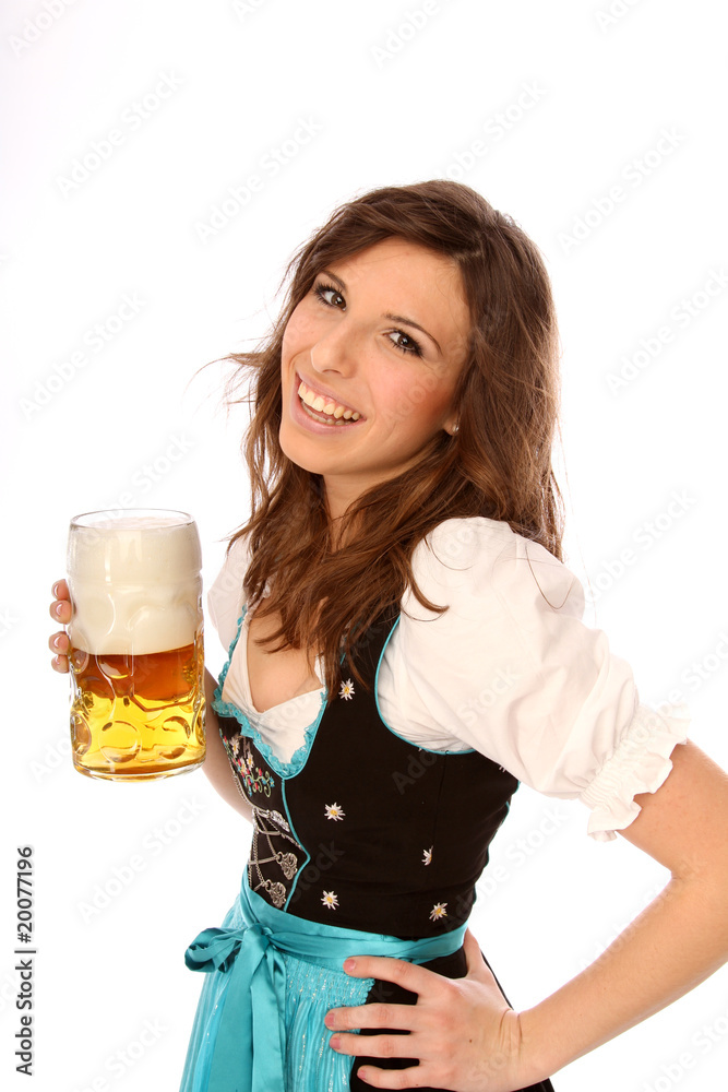 Bier und Dirndl