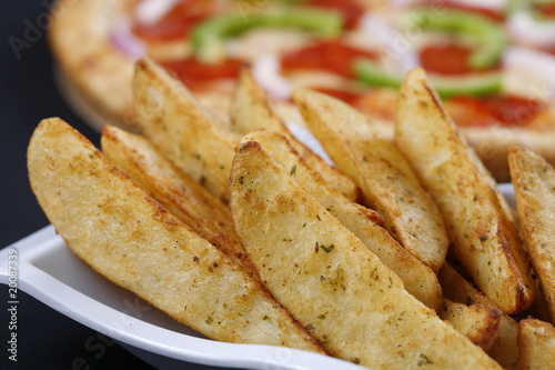 potato wedges and pizza